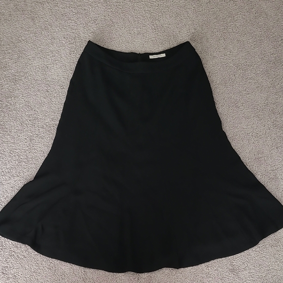 *5 for $10* Covington Black Midi Skirt Size 8 - Picture 1 of 5